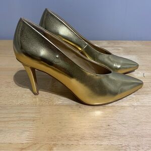 Rouge Helium Women’s  Gold Pointe‎ Toe Pumps Shoes Size 9